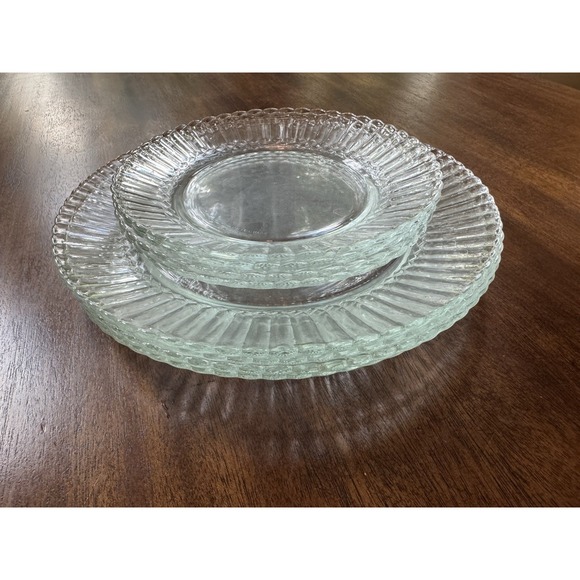 Forte Crisa Ribbed Clear Glass Set Of 4 7" Salad Plates and 4 10" Dinner Plates - Picture 1 of 4
